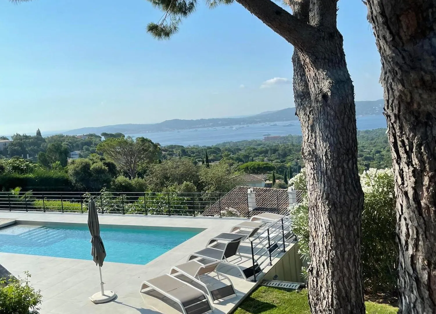 Villa Les 3 Pins - Spacious Escape With Private Pool And Panoramic Views Of The St-Tropez Gulf contacts
